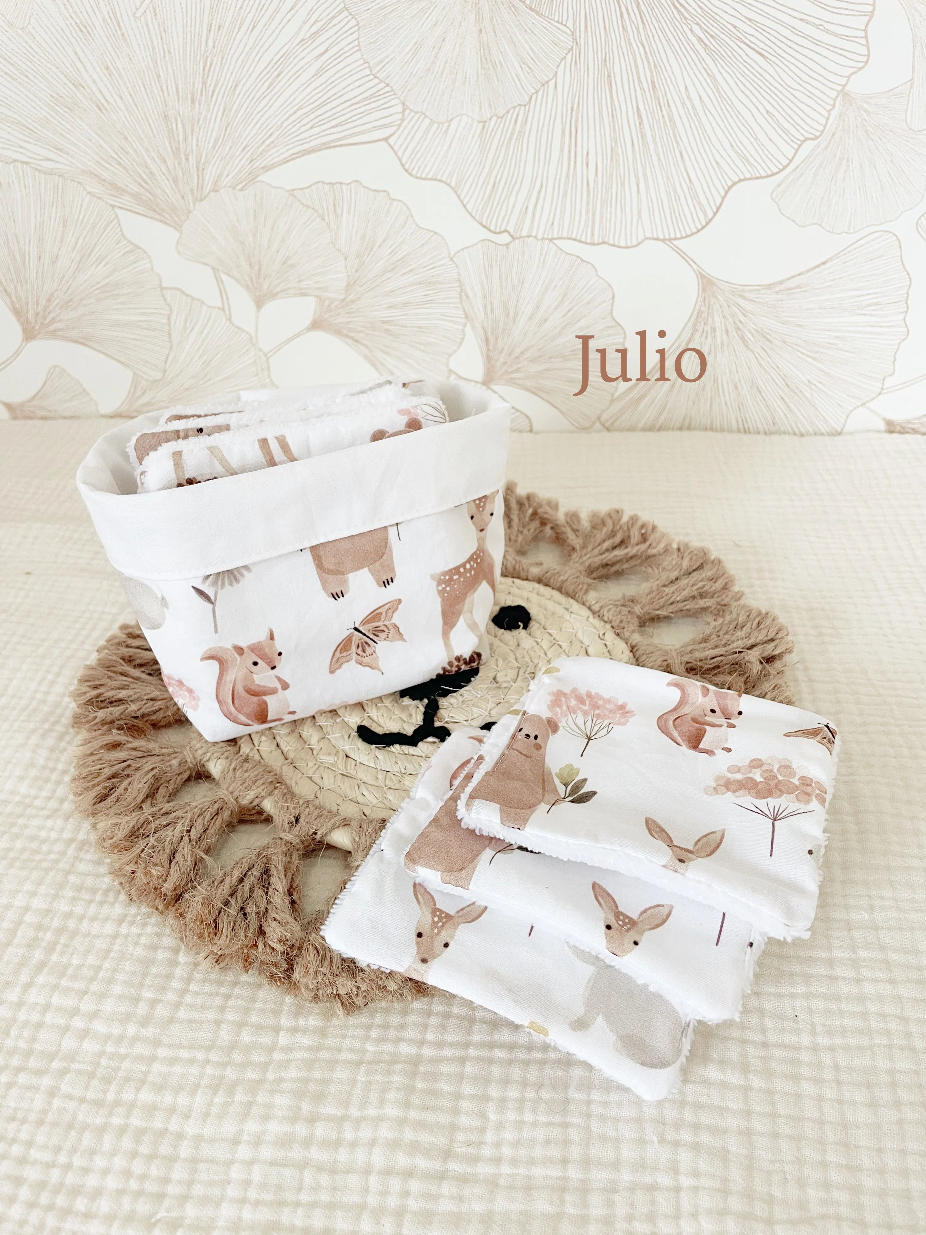 Ensemble assorti : les 10 lingettes bébé et la panière - Image 11