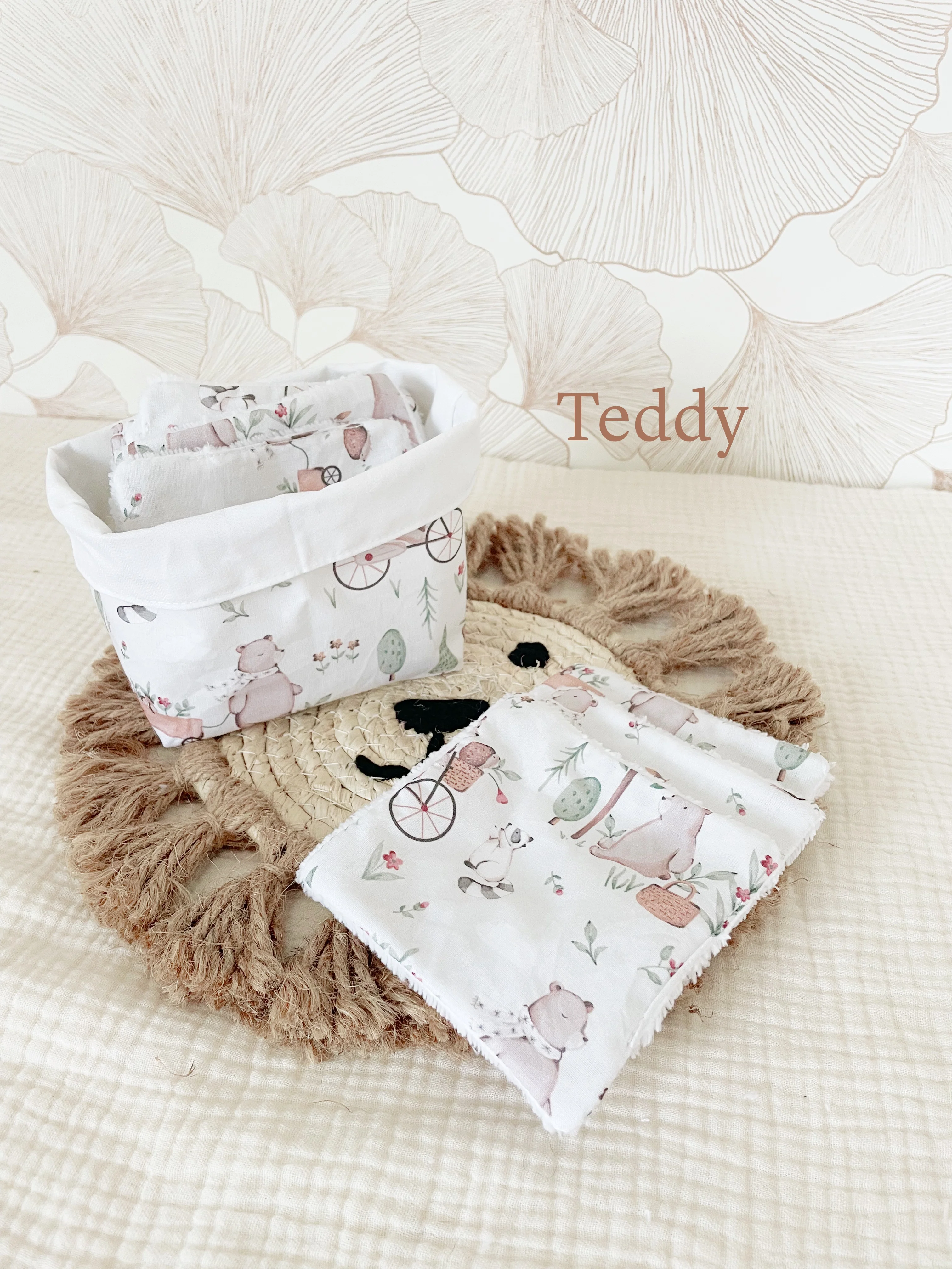 Ensemble assorti : les 10 lingettes bébé et la panière - Image 12