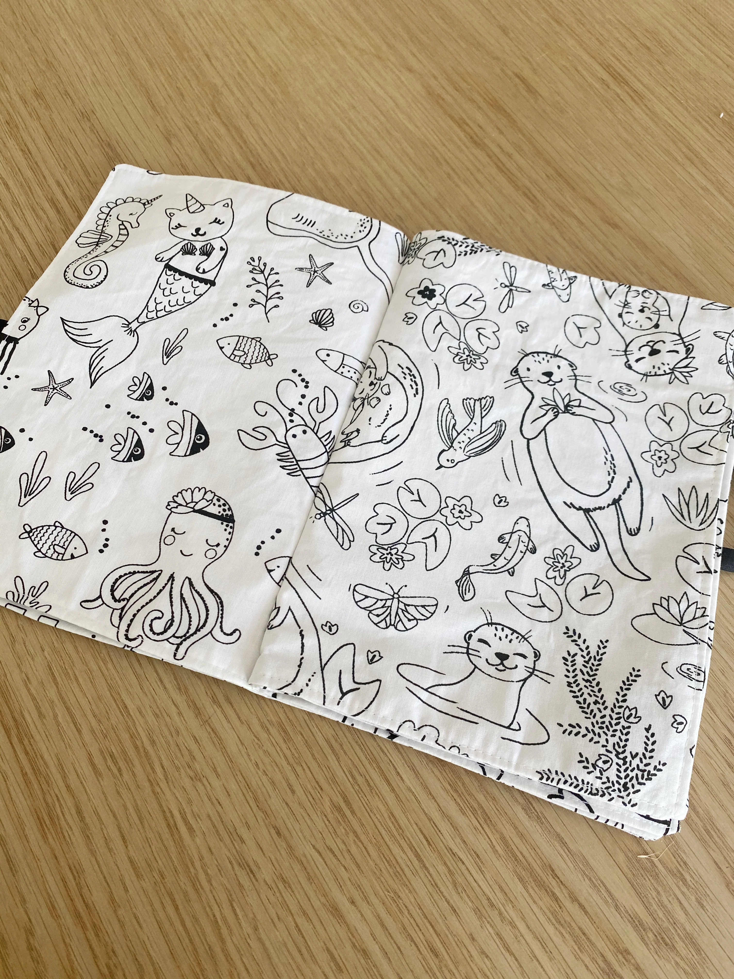 Livre de coloriage lavable (et ses feutres) - Image 5