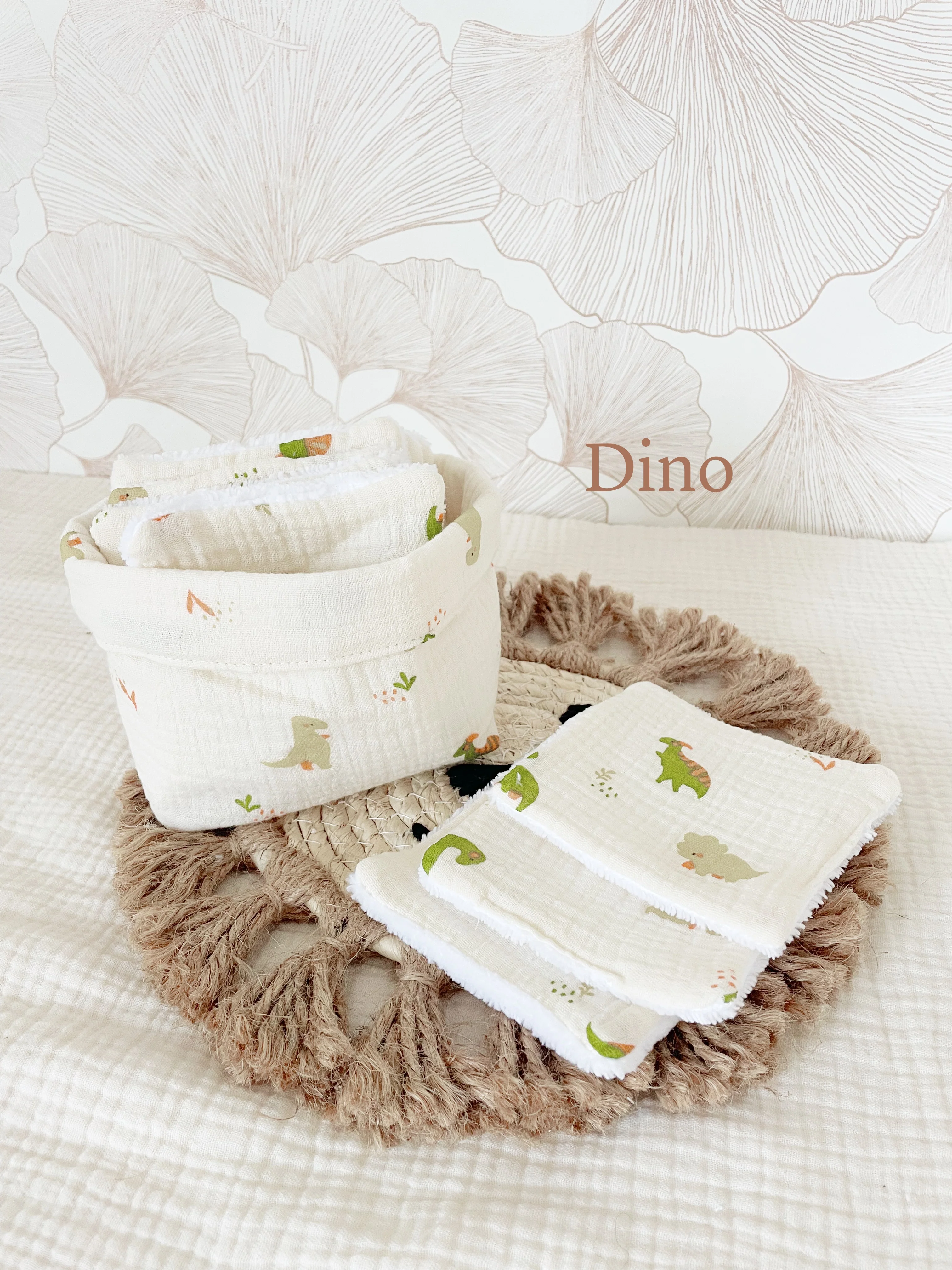 Ensemble assorti : les 10 lingettes bébé et la panière - Image 13