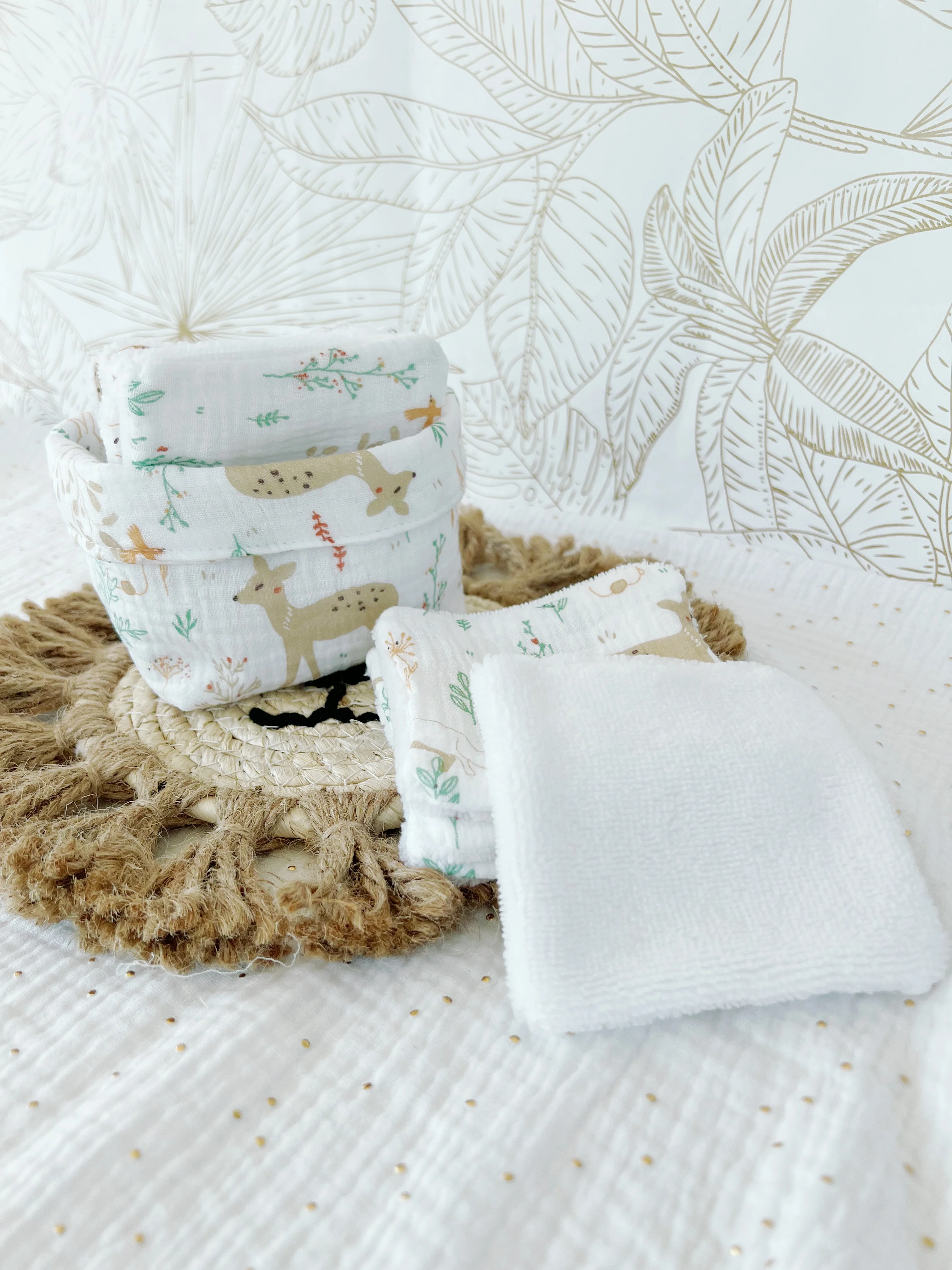 Ensemble assorti : les 10 lingettes bébé et la panière - Image 7