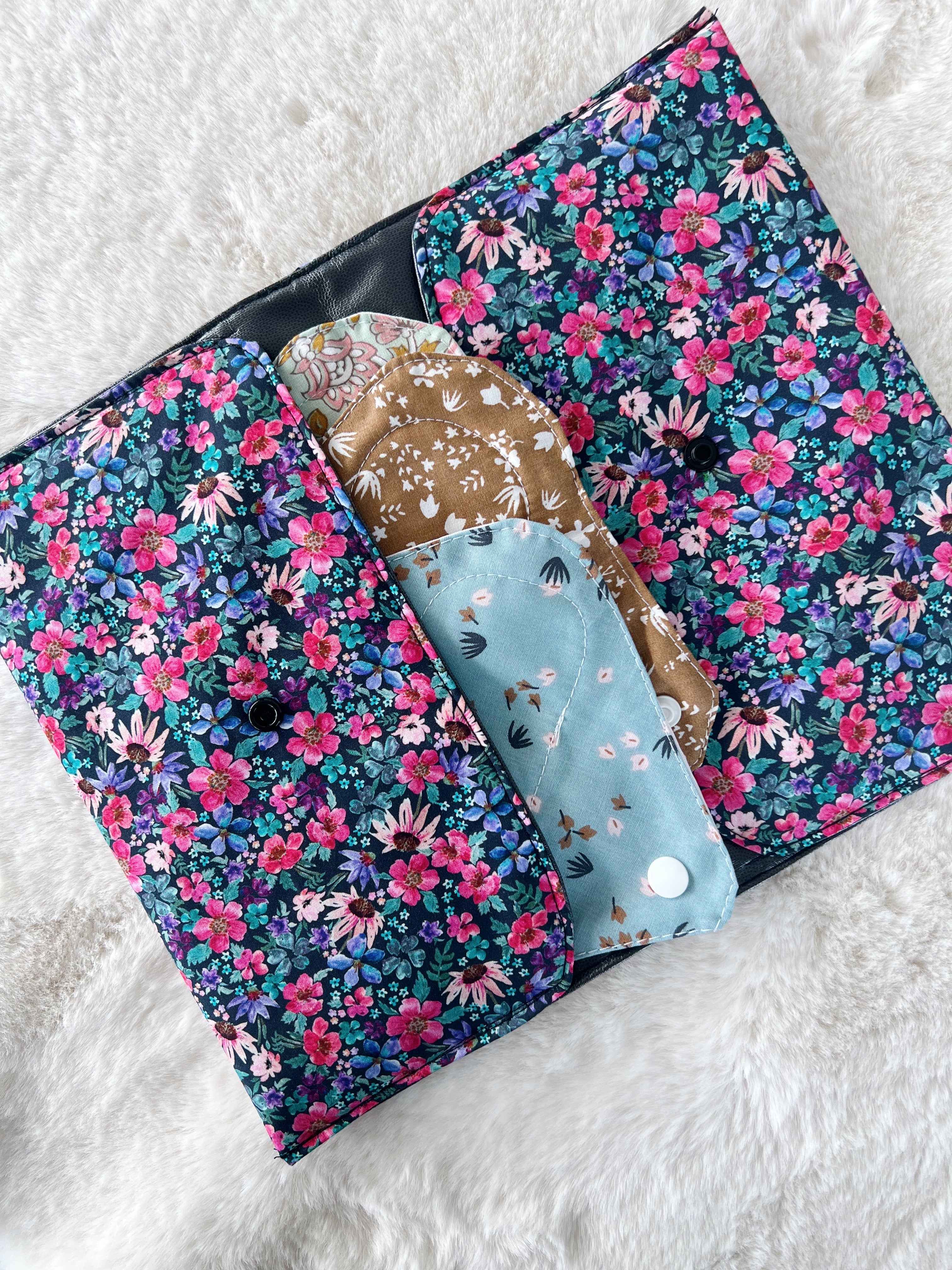 Pochette à culottes menstruelles/serviettes hygiéniques lavables - Image 9