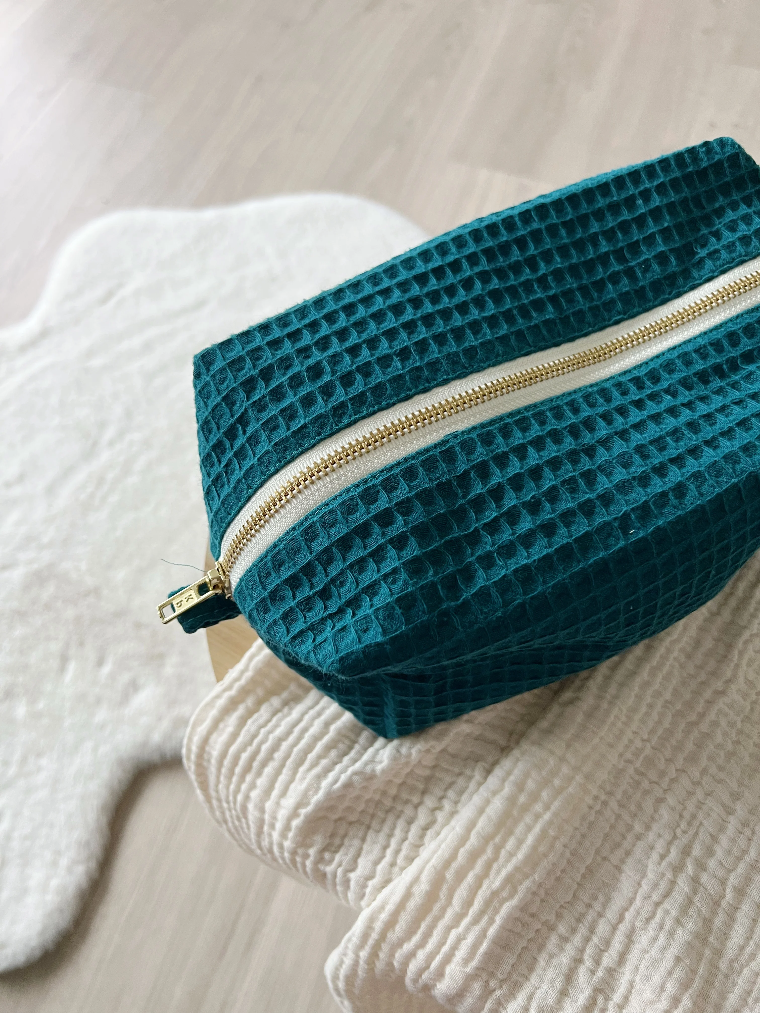 Trousse de toilette nid d'abeille (intérieur imperméable) - Image 4